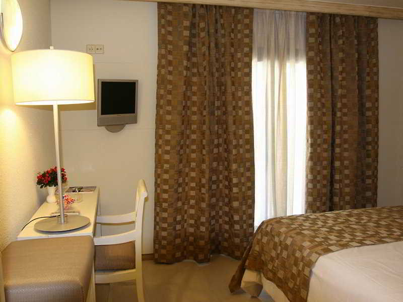 Co Princeps Hotel Sant Julia de Loria Room photo